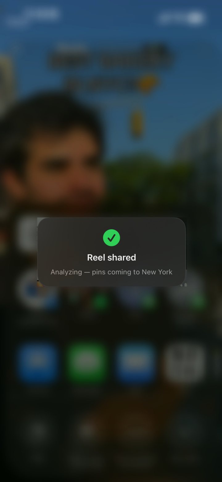 The share confirmation toast, over Instagram